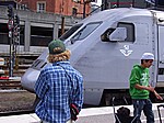 Das ist der <a href=http://de.wikipedia.org/wiki/X2000>X2000</a> mit Neigetechnik, der uns nach Stockholm bringen soll. Seekrankheit inklusive!